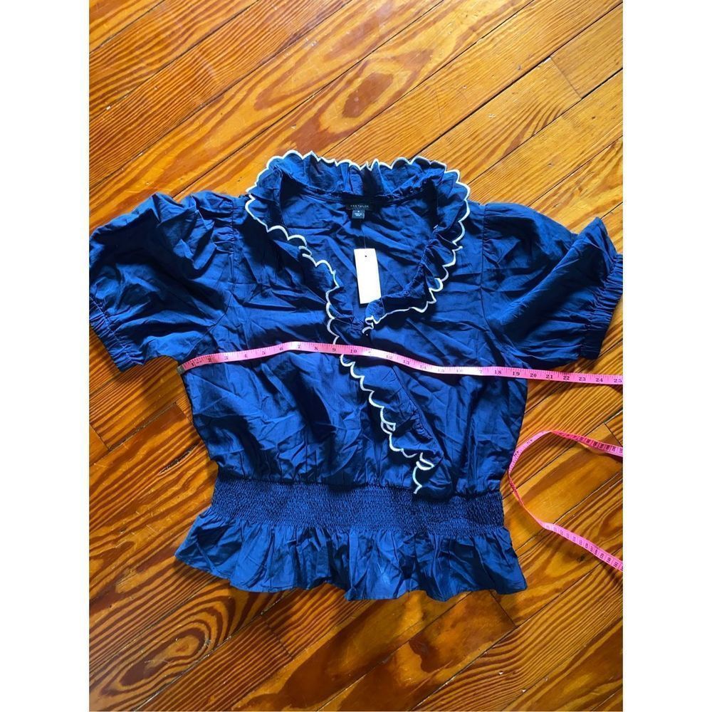 Ann Taylor NWT Scalloped Ruffle Wrap Top Navy Blue Blouse Sz Medium, MSRP $85 - Picture 9 of 10